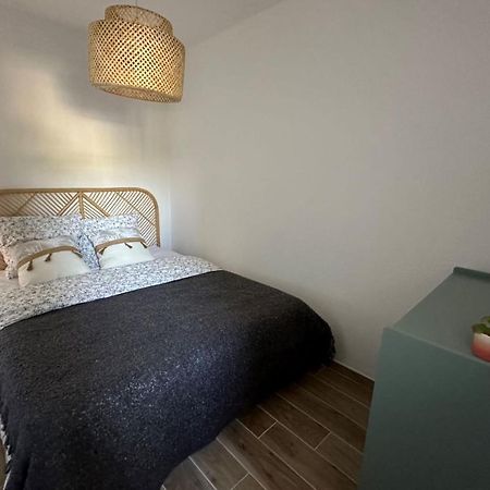 Very Cosy Apartment At 200 M From The Beaches La Londe-les-Maures Ngoại thất bức ảnh