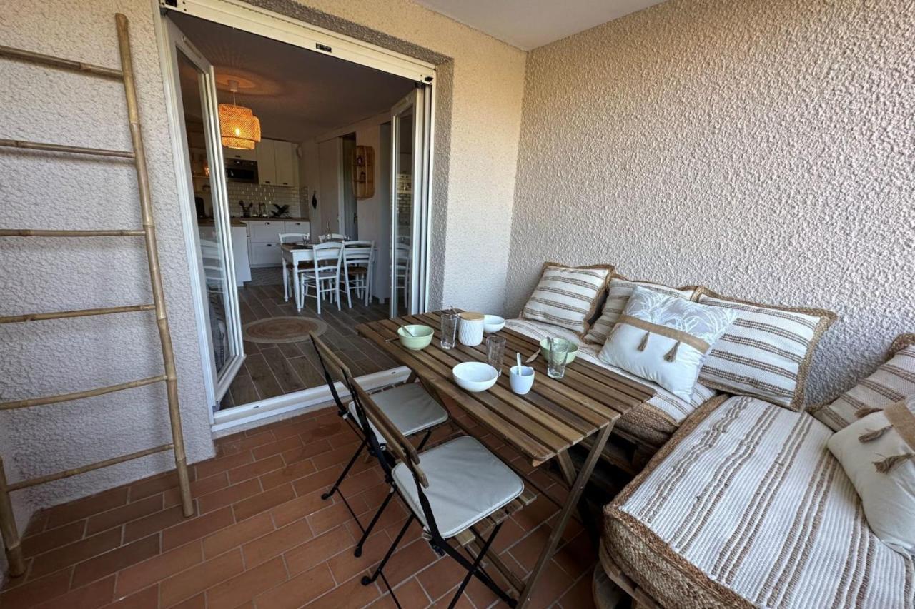 Very Cosy Apartment At 200 M From The Beaches La Londe-les-Maures Ngoại thất bức ảnh